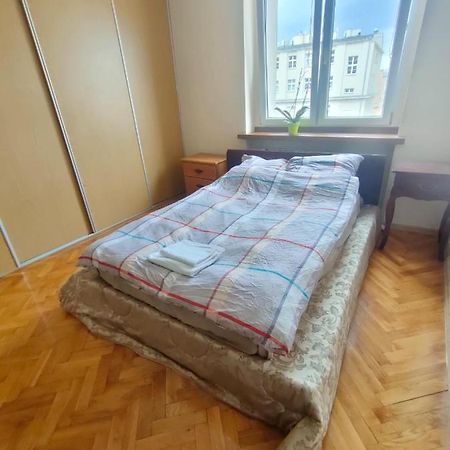 City Centre Apartment - Poznaň Exteriér fotografie